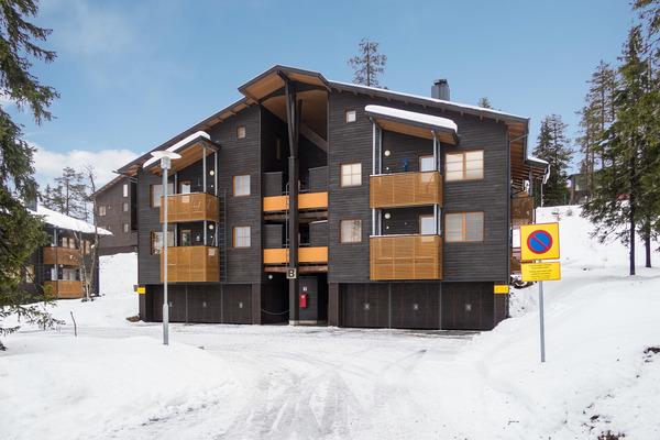 KARHUNVARTIJAN LINNA B11, RUKATUNTURI