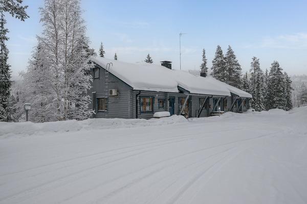 KARHUNPESÄ B, KOTILA