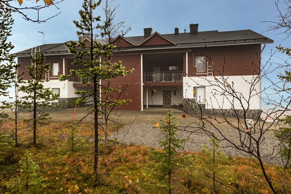 HIIHTÄJÄNTIE 1 as 10, Ylläsjärvi