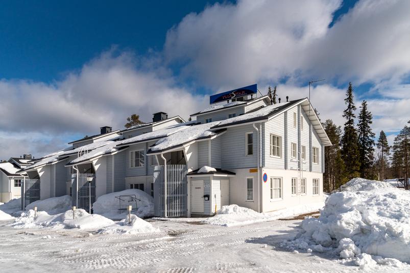 YLLÄSTAR 1 AS 202 , Kolari