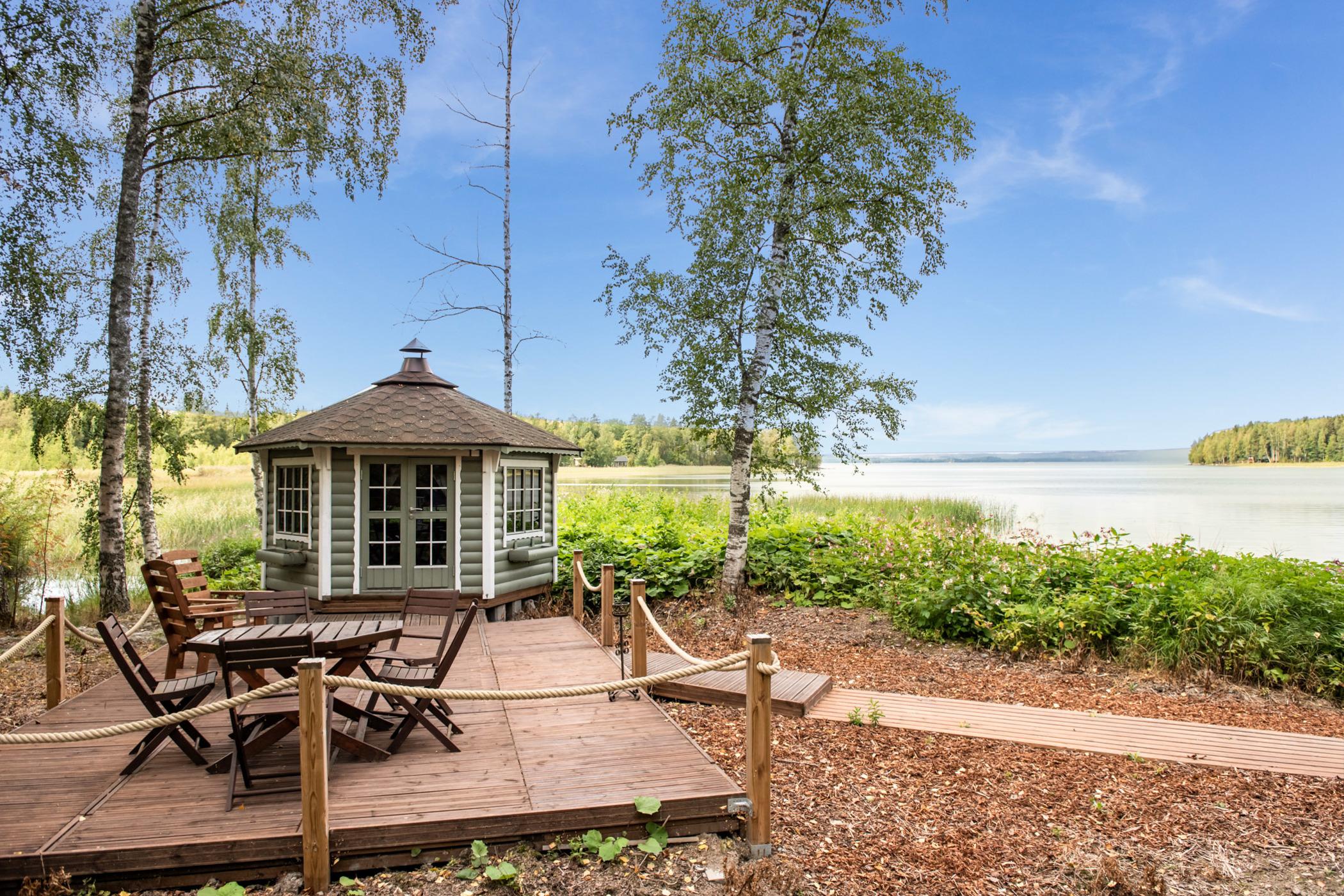 1. VUOKRAMÖKKI, HOLLOLA, PÄIJÄT-HÄME