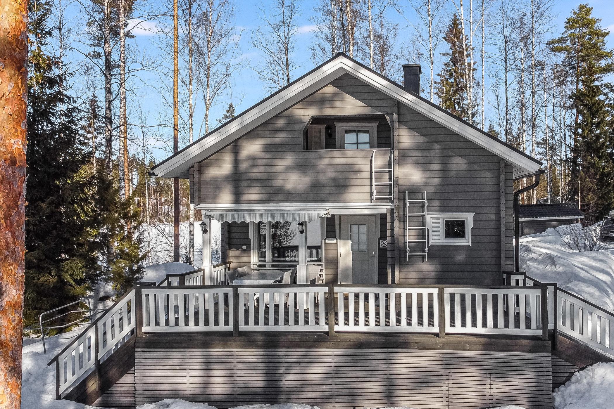 9. NAURISNIEMI, RAUTALAMPI, POHJOIS-SAVO (6 kpl, 27€)