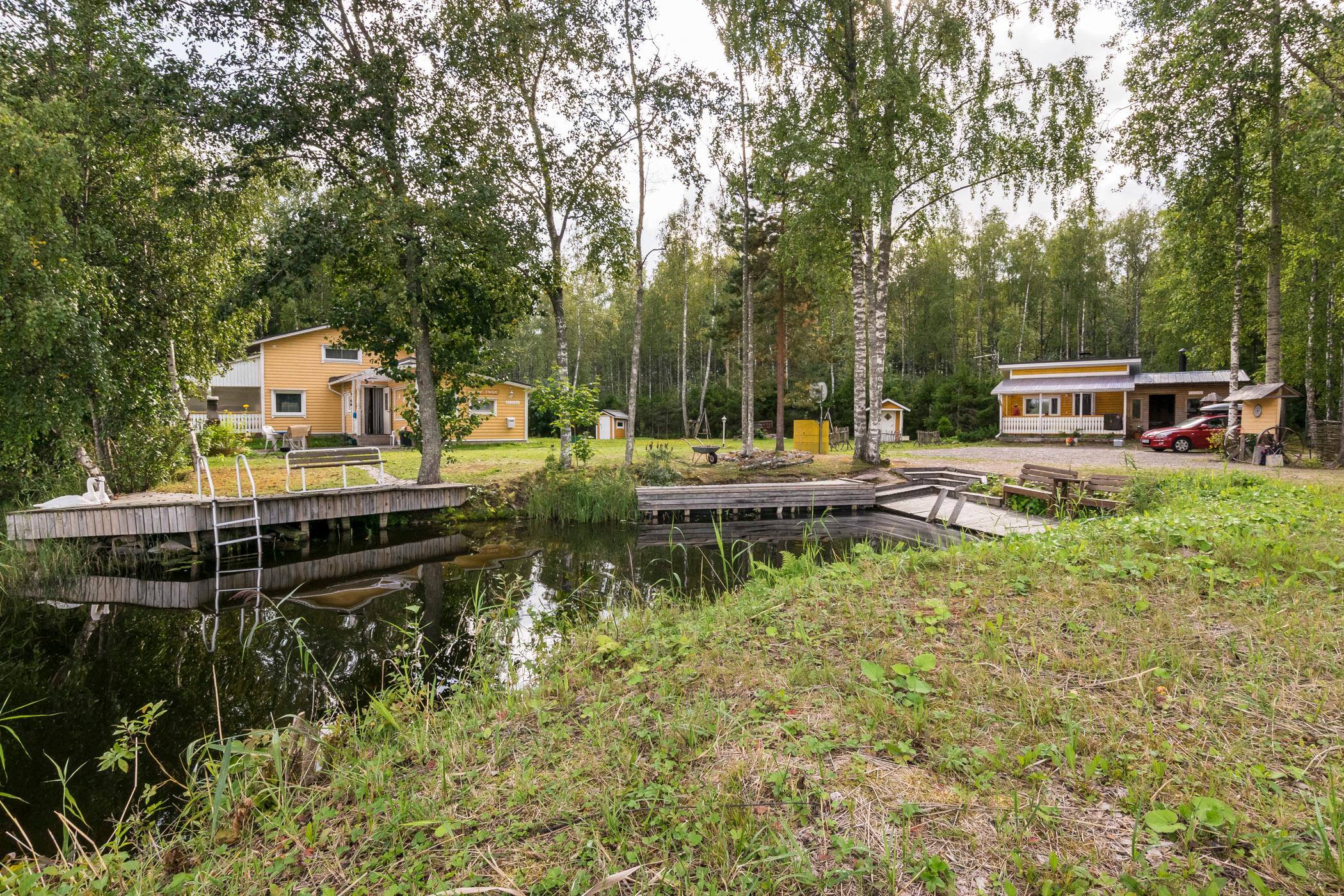 3. LOKKI, KOUVOLA, KYMENLAAKSO (3 kpl, 38€), (16 kpl, 32€)