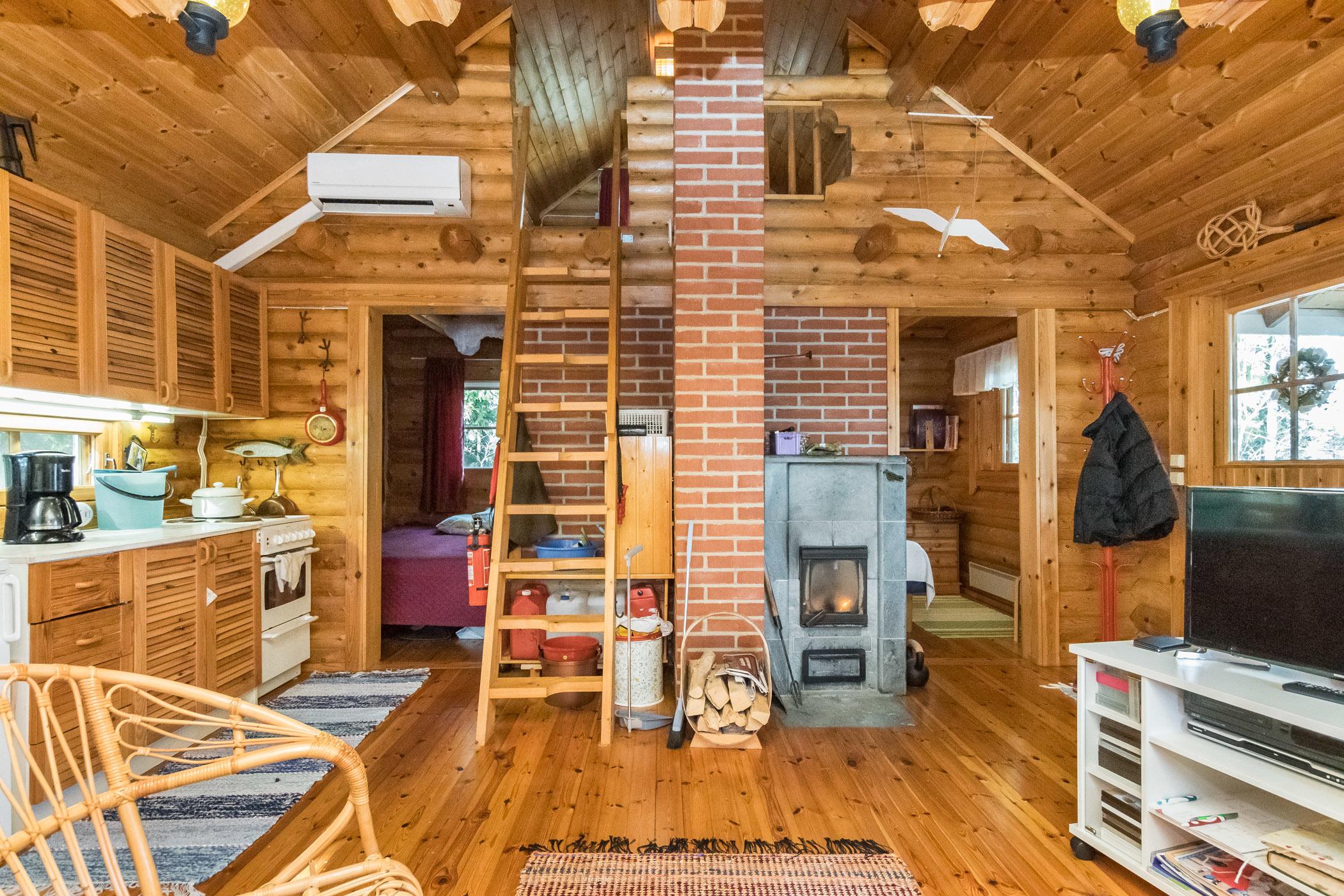 7. EKINPOLKU, LOVIISA, UUSIMAA (5 kpl, 20€)