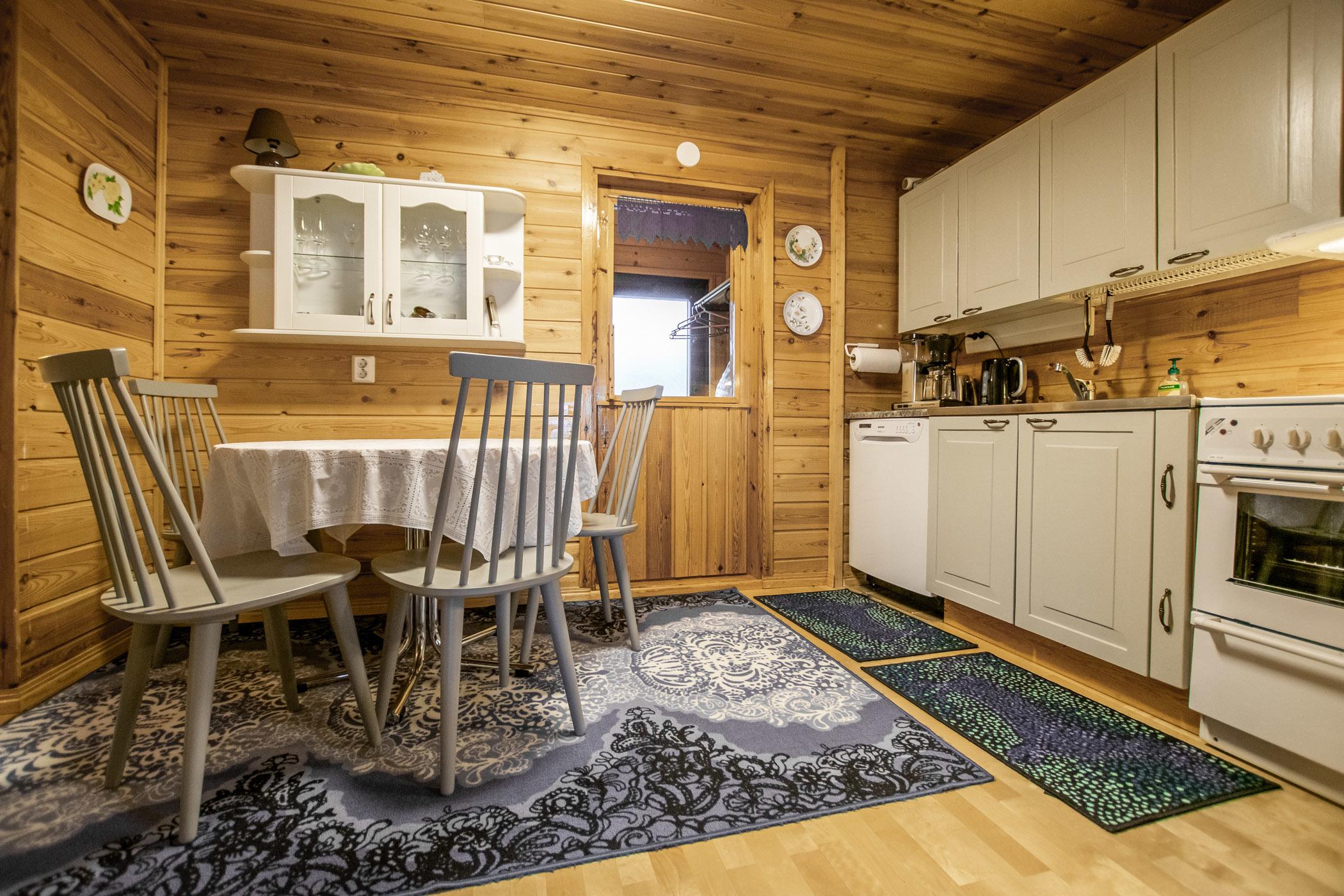 5. KAUNOTAR, HALSUA, KESKI-POHJANMAA (6 kpl, 23€)