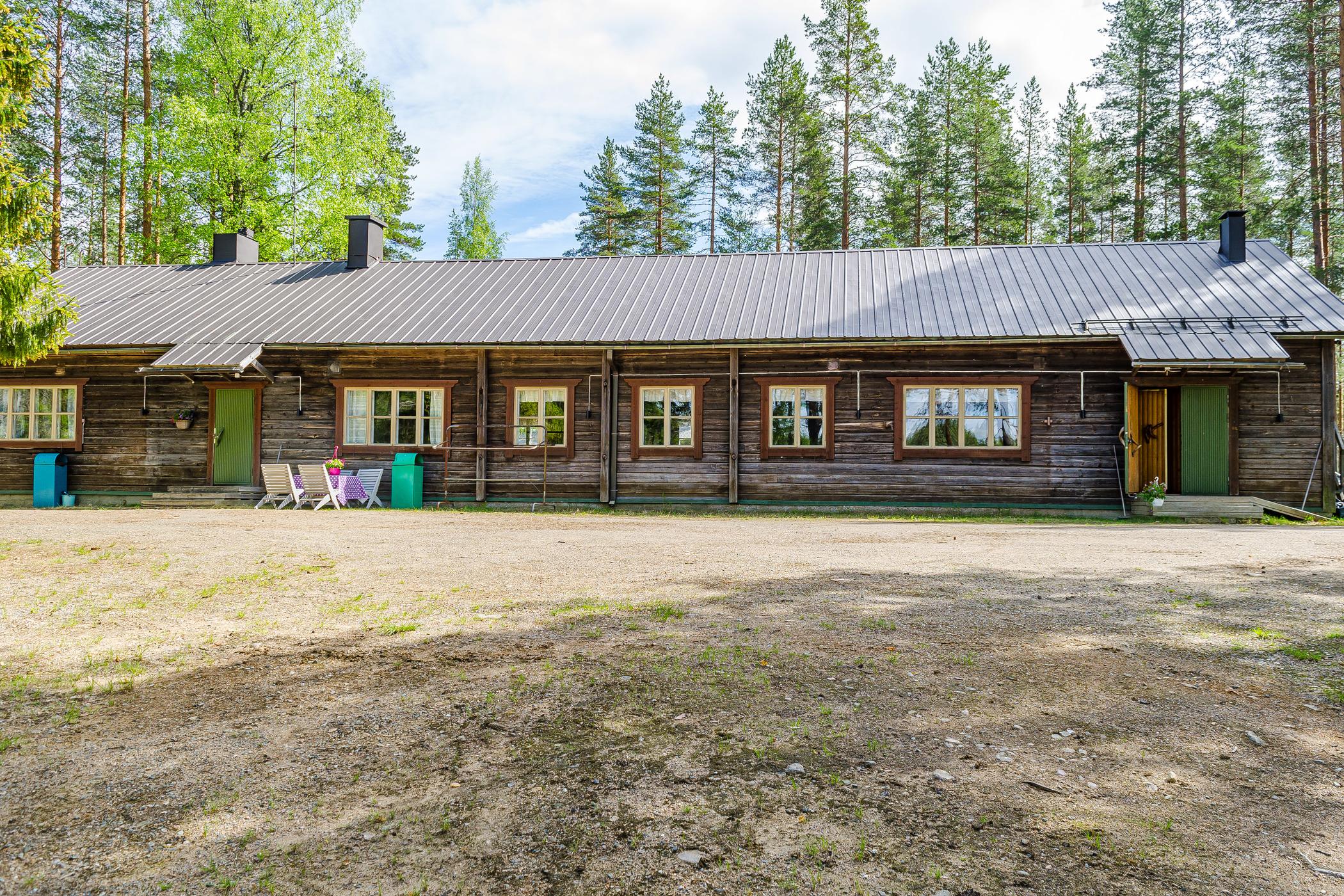 2. ERÄ-OKU METSÄSTYSMAJA, OUTOKUMPU, POHJOIS-KARJALA