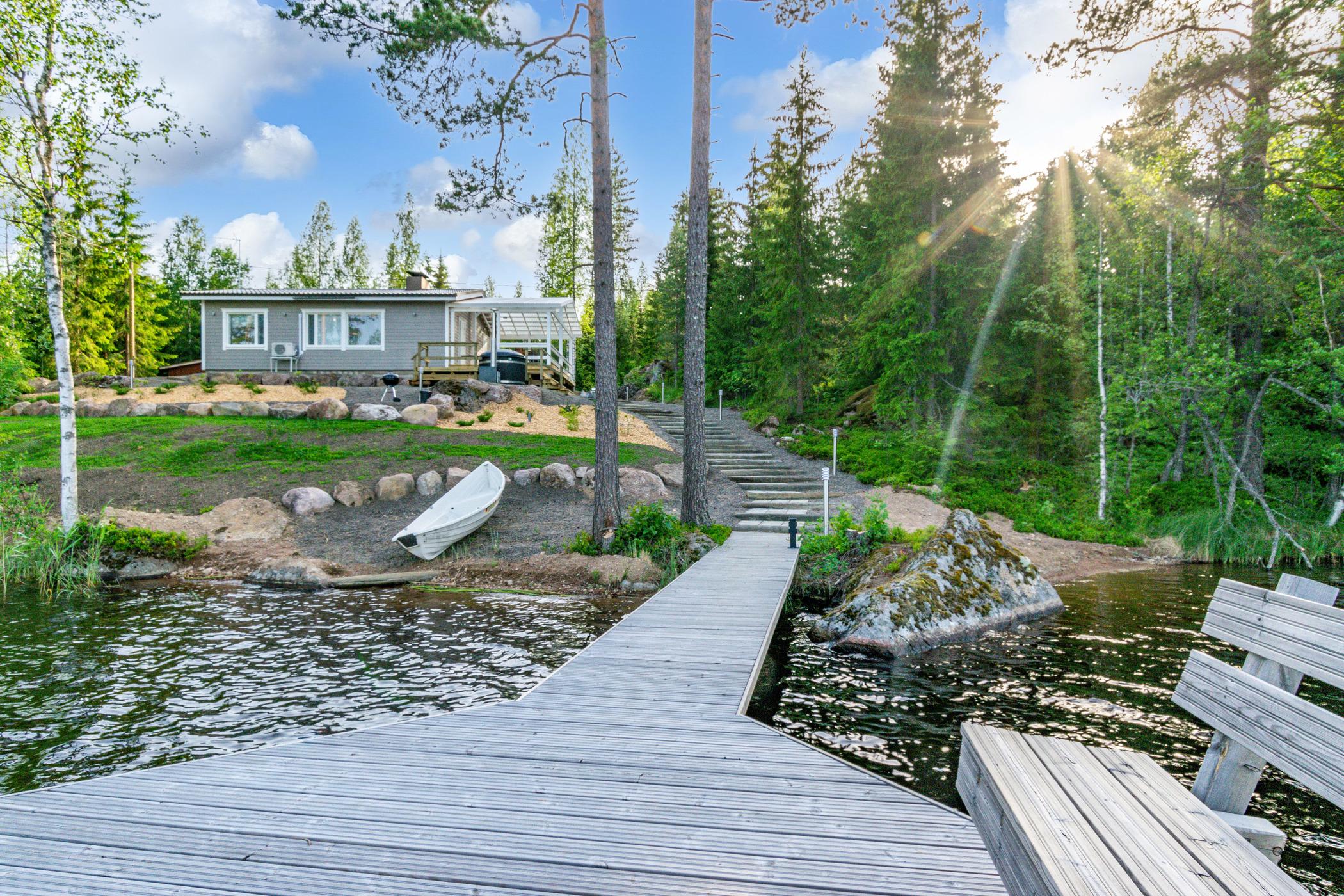 
4. JÄRVENHELMI, KOUVOLA, KYMENLAAKSO