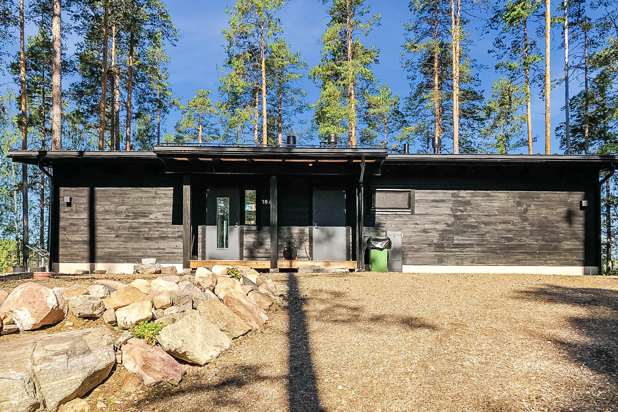 5. VILLA SAIMAAN JOUTSENLAHTI, RUOKOLAHTI, ETELÄ-KARJALA