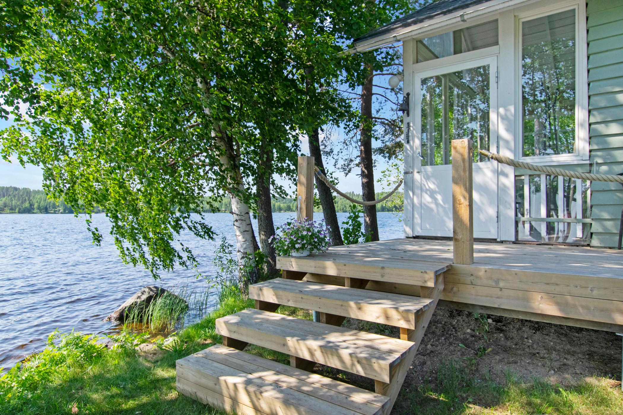 1. VILLA KESÄRANTA, MUURAME, KESKI-SUOMI, RIIHIVUORI