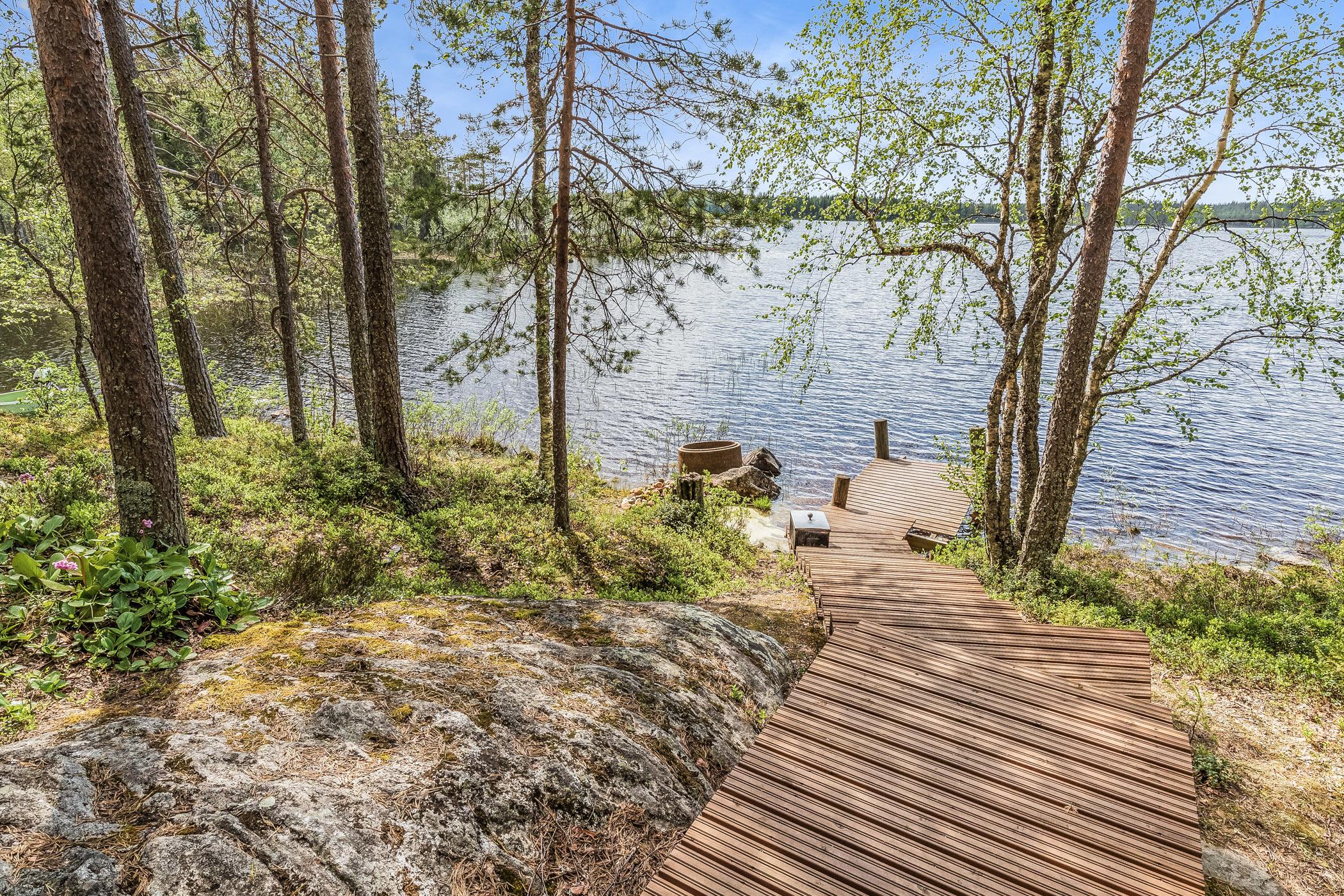 13. HONKANIEMI, PIISPAJÄRVI, SUOMUSSALMI, KAINUU