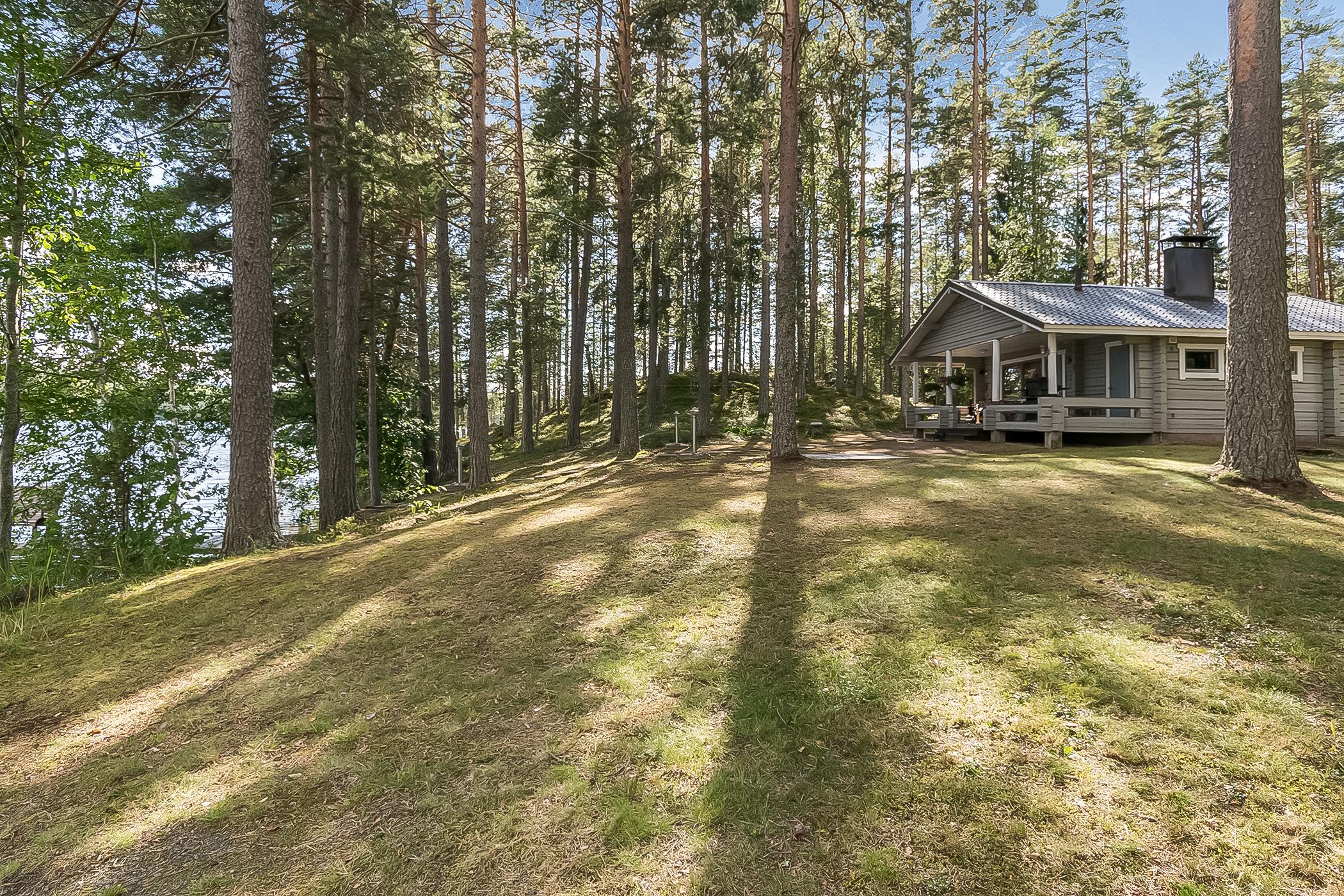 4. KIVILÖYTÖ, MÄNTYHARJU, ETELÄ-SAVO